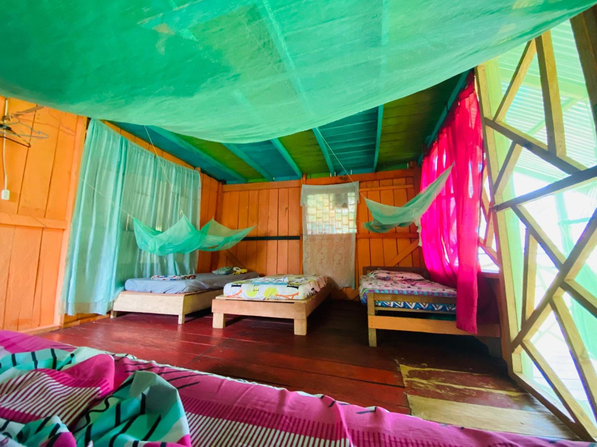 Hostal Buho Amazonas Tours Leticia Exteriör bild